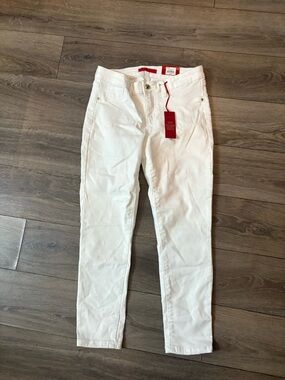 Jennifer Lopez White Skinny Jeans